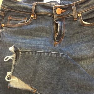 Loft curvy slit cut jeans cropped length